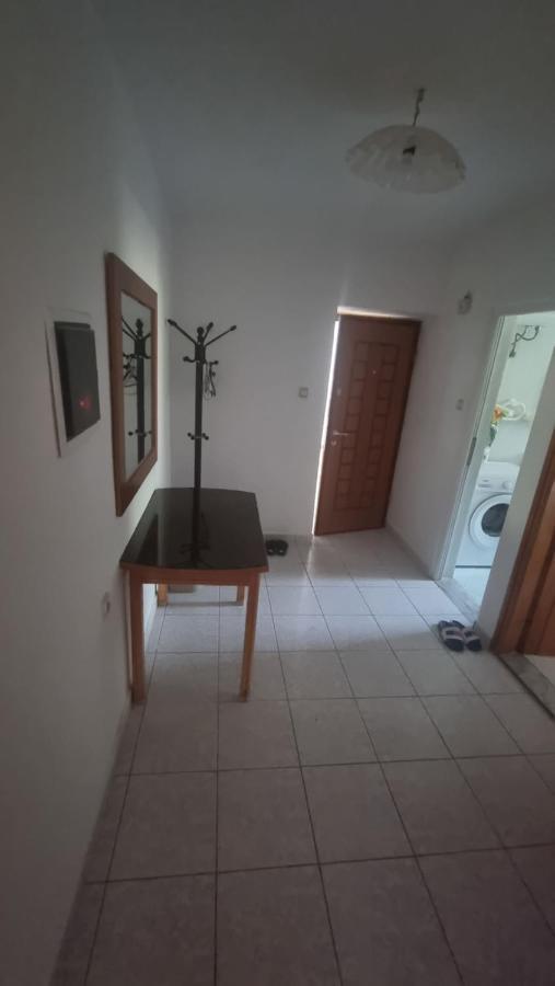 Teemo'S Apartments Sarandë Eksteriør billede